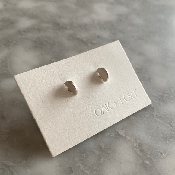 OAK + FORT 'half crescent' earrings - Picture 1 of 3